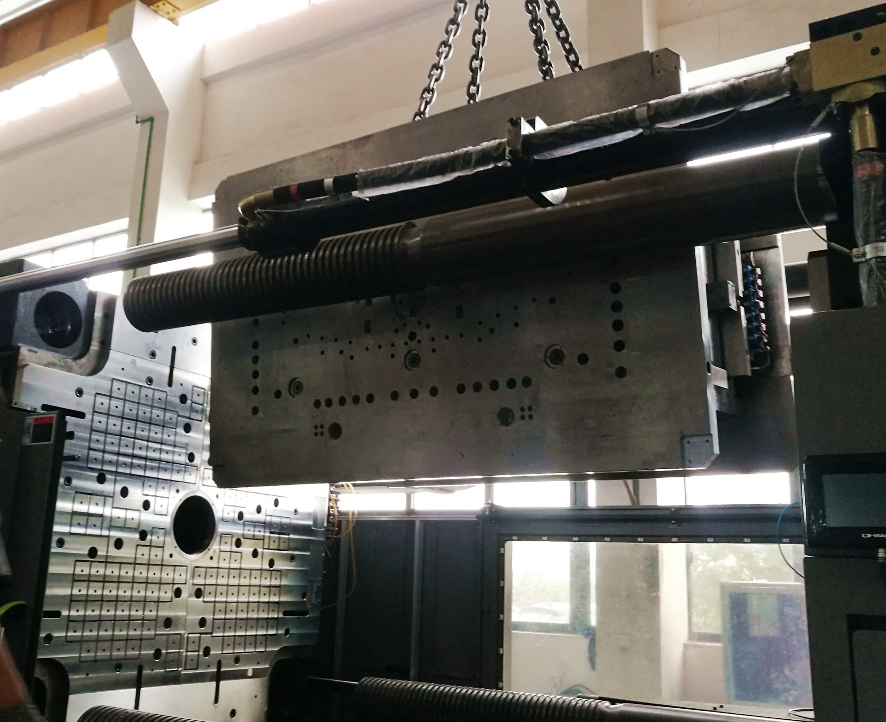 37mm磁力模板，打破注塑機(jī)模具限制