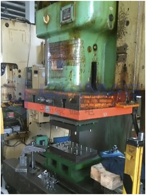 磁力模板,快速換模系統(tǒng),自動化電永磁吸盤,注塑機快速換模系統(tǒng),磁力工裝夾具